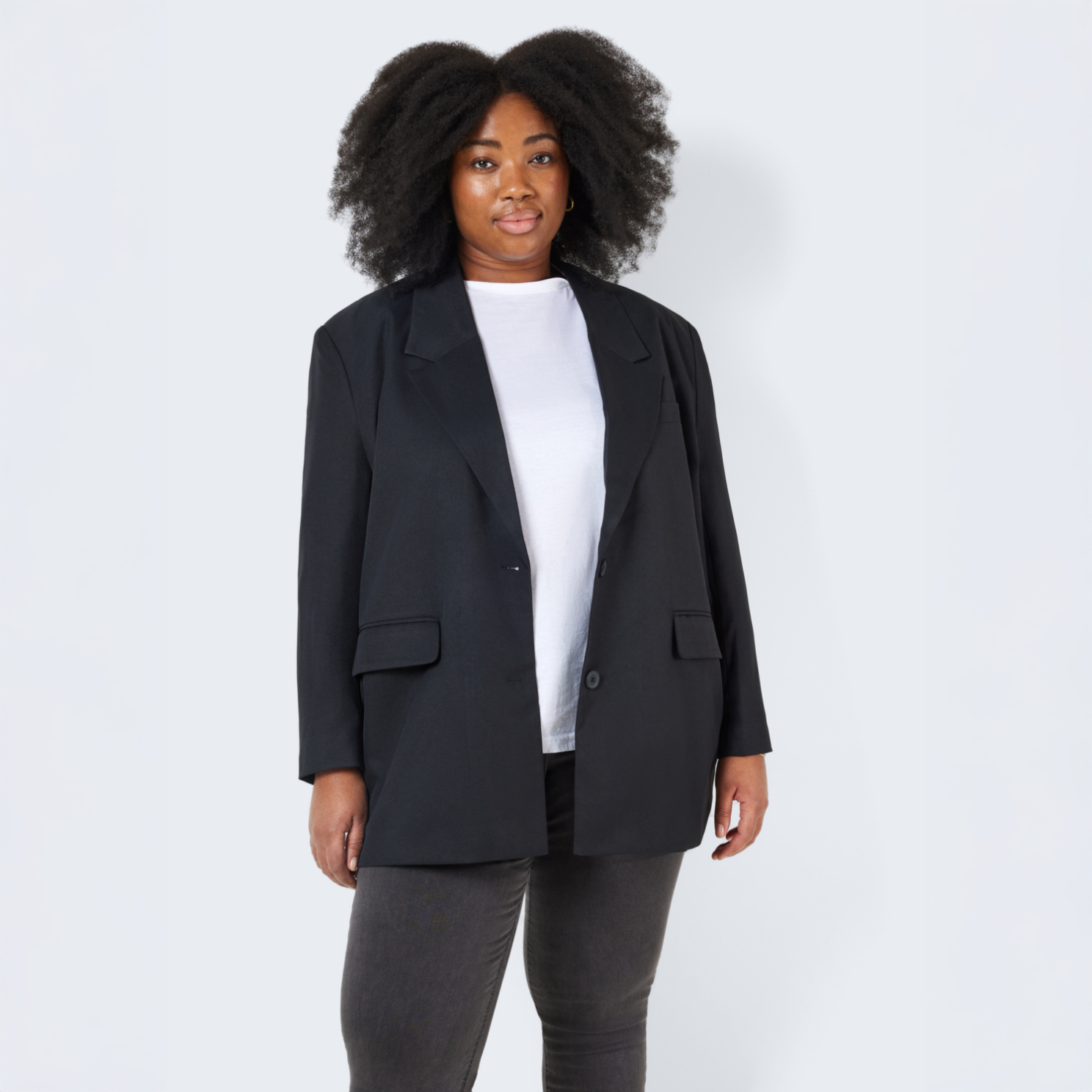 Elegant Plus Size Sort Blazer til Kvinder – Must-Have!