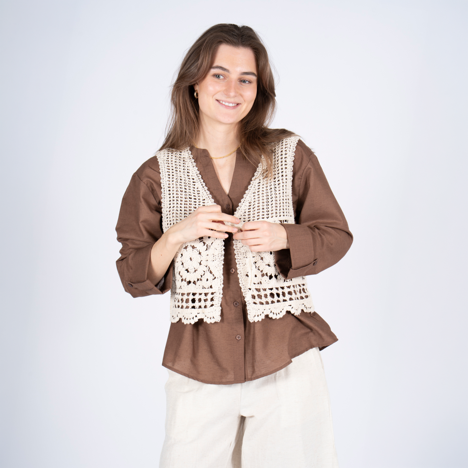 Sasia Lorna Dame Vest Sandshell Beige     i Store Plus Size Størrelser