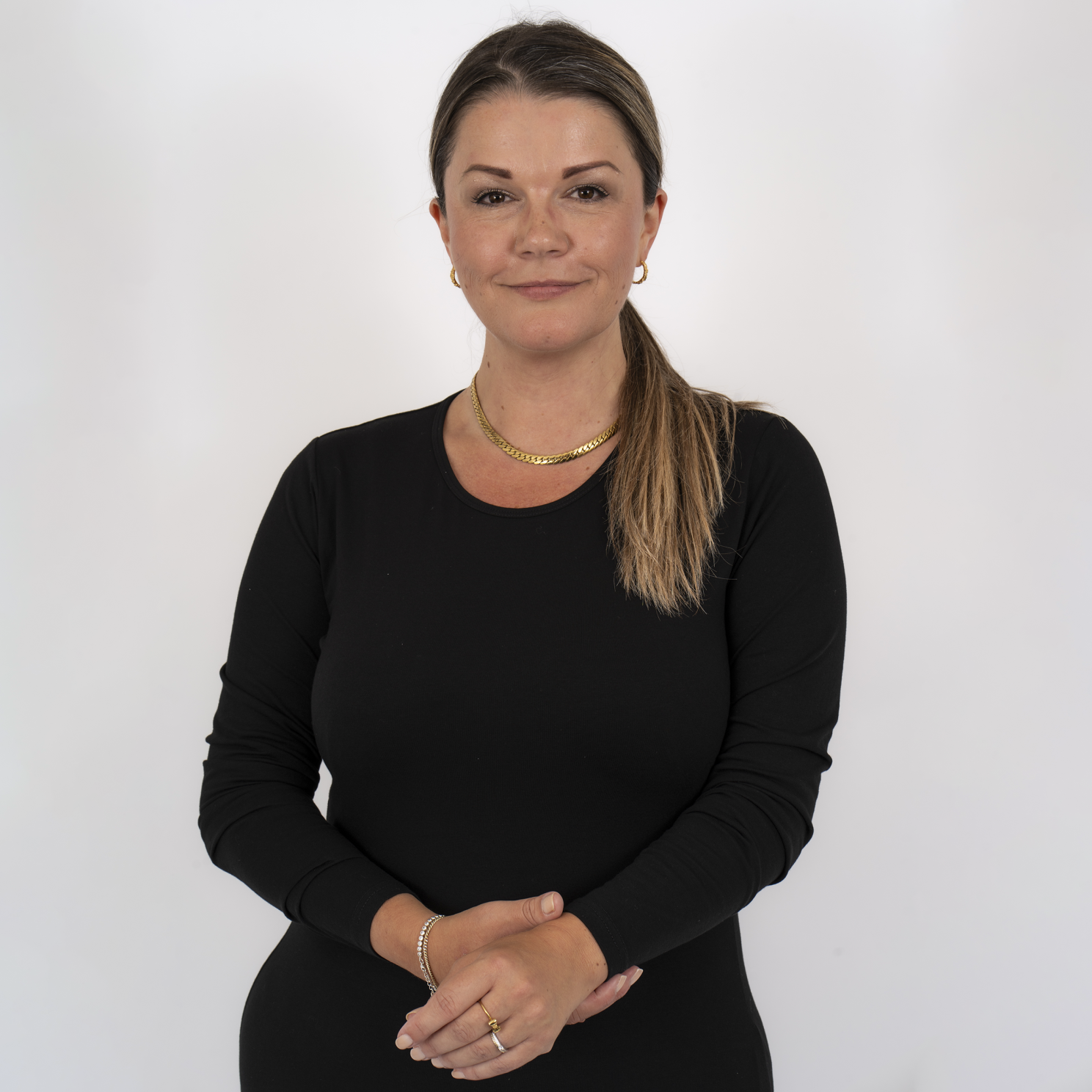 Steenholt Harmony Plus Size Langærmet T-shirt – Sort Stil