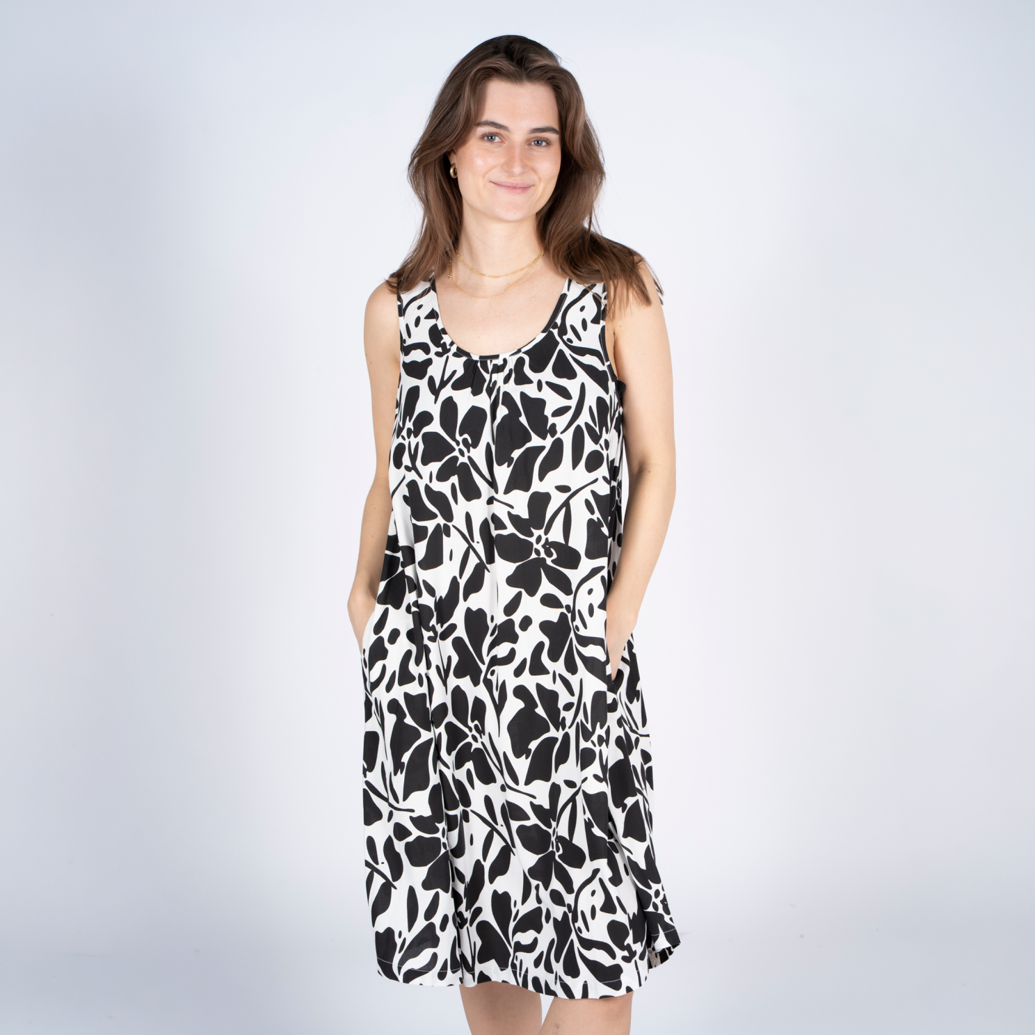 Sasia Dame Kjole Cloud Dancer White   i Store Plus Size Størrelser